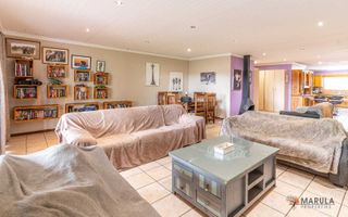 6 Bedroom House For Sale in Out of Nature, Windhoek