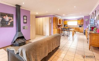 6 Bedroom House For Sale in Out of Nature, Windhoek