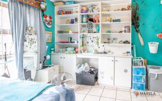 6 Bedroom House For Sale in Out of Nature, Windhoek