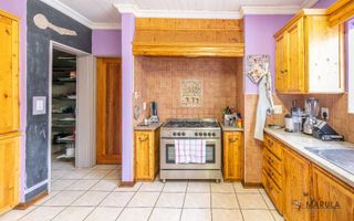 6 Bedroom House For Sale in Out of Nature, Windhoek