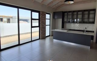 3 Bedroom House For Sale in Kramersdorf