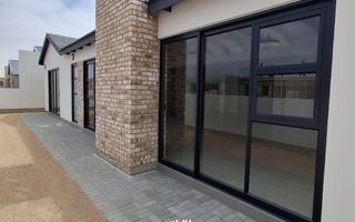 3 Bedroom House For Sale in Kramersdorf