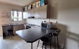 2 Bedroom Apartment/Penthouse For Sale in Okuryangava, Windh...