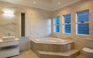 7 Bedroom House For Sale in Auasblick