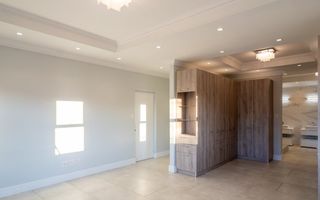 7 Bedroom House For Sale in Auasblick