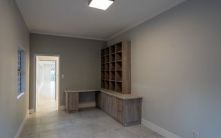 7 Bedroom House For Sale in Auasblick