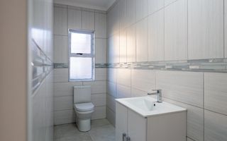 7 Bedroom House For Sale in Auasblick