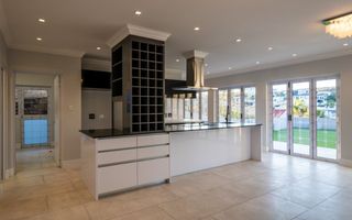 7 Bedroom House For Sale in Auasblick