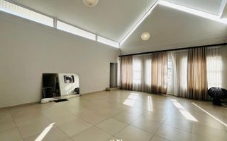 4 Bedroom House For Sale in Elisenheim