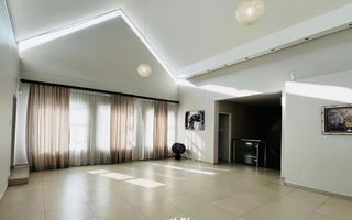 4 Bedroom House For Sale in Elisenheim