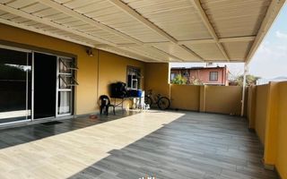 4 Bedroom House For Sale in Elisenheim