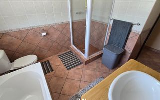 4 Bedroom House For Sale in Henties Bay Central, Henties Bay