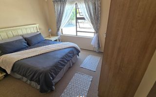 4 Bedroom House For Sale in Henties Bay Central, Henties Bay