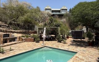 3 Bedroom House For Sale in Luxury Hill, Windhoek