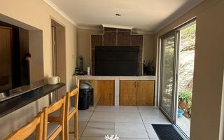 3 Bedroom House For Sale in Luxury Hill, Windhoek