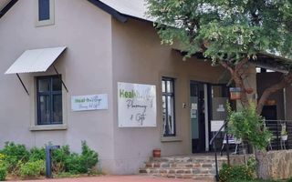 2 Bedroom House For Sale in Omeya Golf Estate