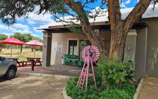 2 Bedroom House For Sale in Omeya Golf Estate