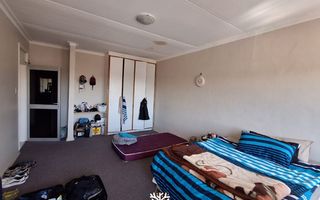 2 Bedroom Apartment/Penthouse For Sale in Klein Windhoek