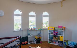 4 Bedroom House For Sale in Ludwigsdorf, Windhoek