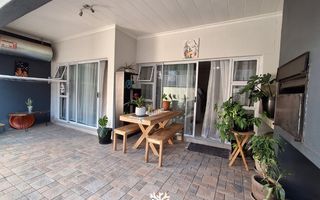 1 Bedroom Apartment/Penthouse For Sale in Pioniers Park