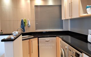 3 Bedroom Apartment/Penthouse To Rent in Swakopmund Central,...