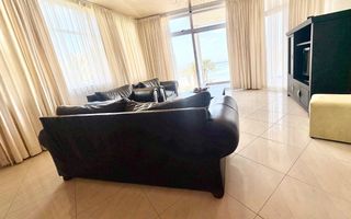 3 Bedroom Apartment/Penthouse To Rent in Swakopmund Central,...