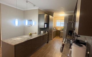 3 Bedroom House To Rent in Long Beach