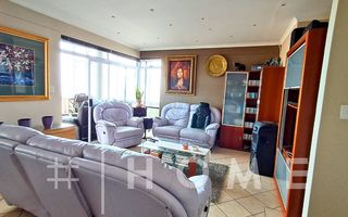 3 Bedroom Apartment/Penthouse For Sale in Long Beach