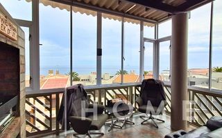 3 Bedroom Apartment/Penthouse For Sale in Long Beach