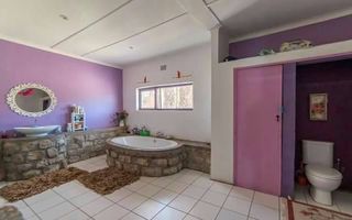 Small Holding / Plot For Sale in Mariental