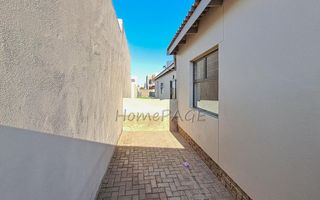 3 Bedroom House For Sale in Meersig