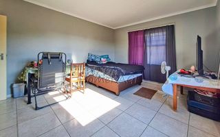 3 Bedroom House For Sale in Meersig