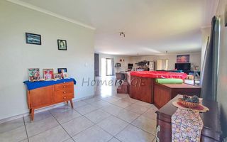 3 Bedroom House For Sale in Meersig
