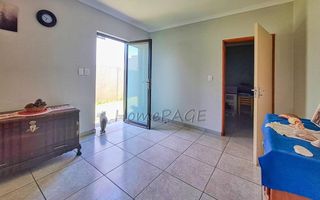 3 Bedroom House For Sale in Meersig