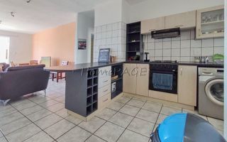 2 Bedroom Apartment/Penthouse For Sale in Long Beach