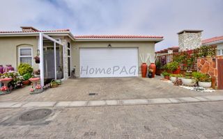2 Bedroom Retirement For Sale in Swakopmund Ext 16