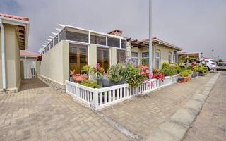 2 Bedroom Retirement For Sale in Swakopmund Ext 16