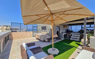 5 Bedroom House For Sale in Afrodite Beach