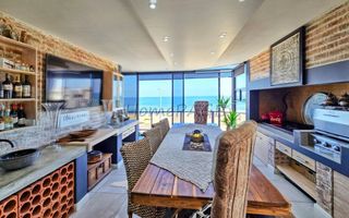 5 Bedroom House For Sale in Afrodite Beach