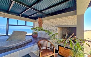 5 Bedroom House For Sale in Afrodite Beach