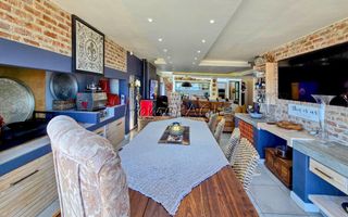 5 Bedroom House For Sale in Afrodite Beach