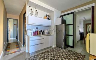 5 Bedroom House For Sale in Afrodite Beach