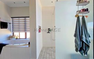 5 Bedroom House For Sale in Afrodite Beach