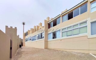 1 Bedroom Apartment/Penthouse For Sale in Long Beach