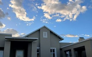 3 Bedroom House For Sale in Omeya Golf Estate