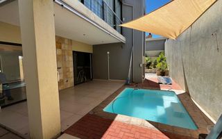 3 Bedroom Townhouse For Sale in Suiderhof, Windhoek