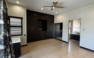 3 Bedroom Townhouse For Sale in Suiderhof, Windhoek
