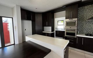 3 Bedroom Townhouse For Sale in Suiderhof, Windhoek