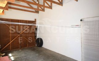 3 Bedroom Townhouse To Rent in Long Beach