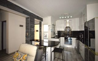 3 Bedroom Townhouse To Rent in Long Beach